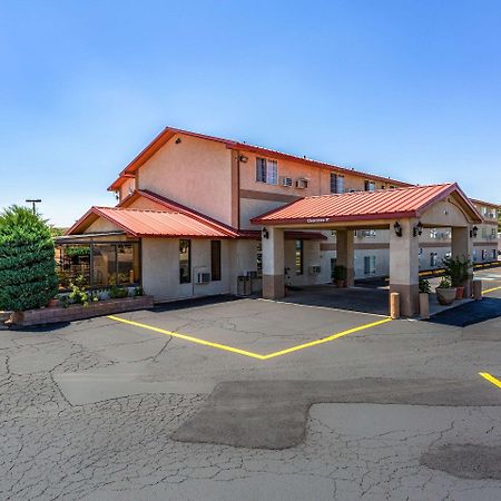Rodeway Inn Фармингтон Экстерьер фото