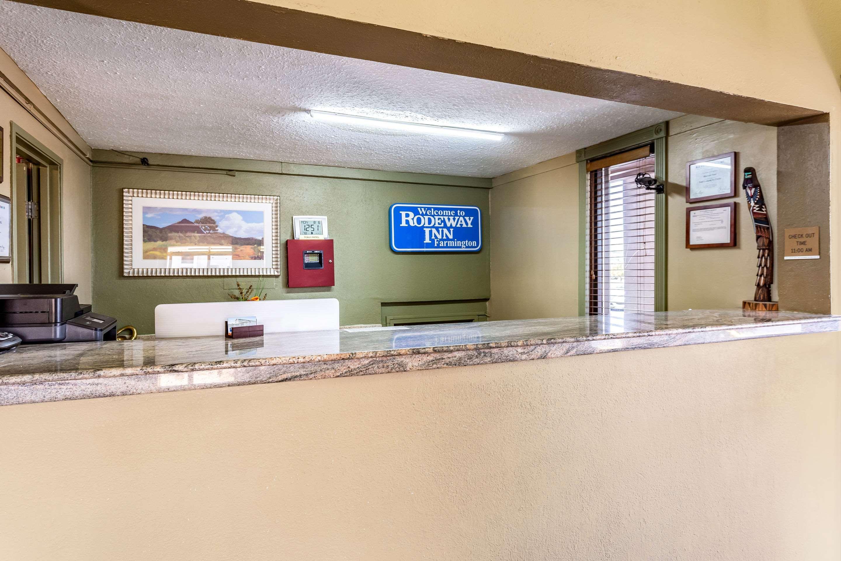 Rodeway Inn Фармингтон Экстерьер фото
