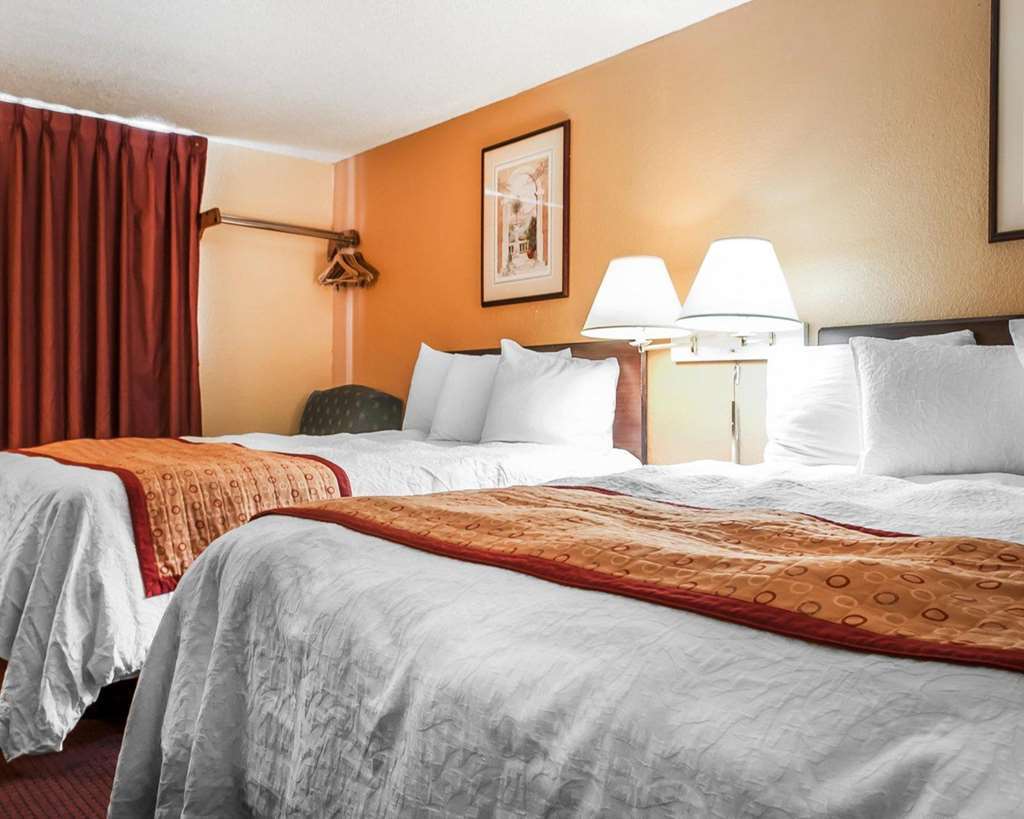 Rodeway Inn Фармингтон Номер фото