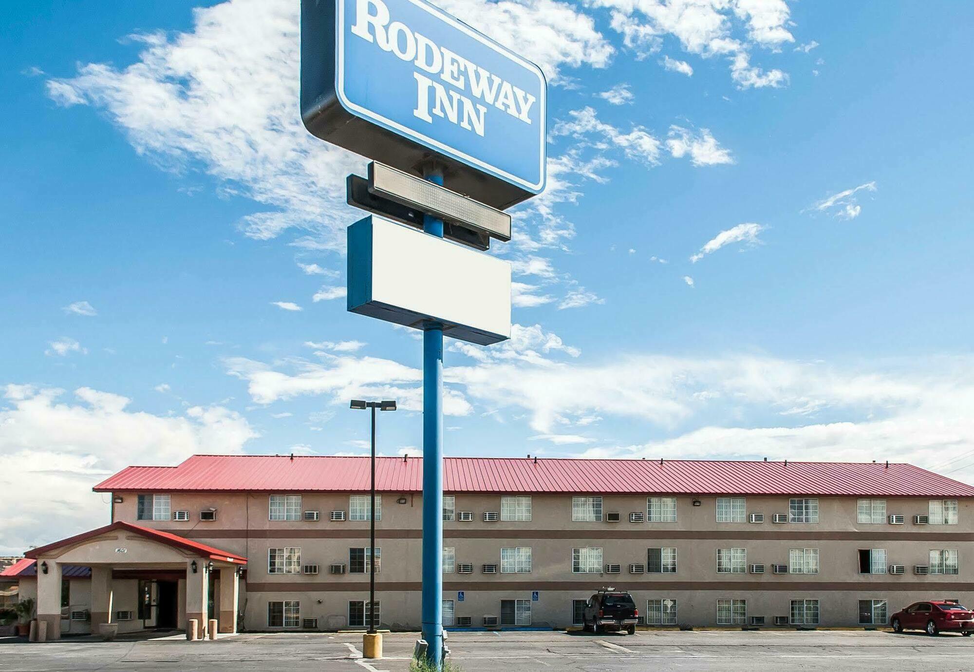 Rodeway Inn Фармингтон Экстерьер фото